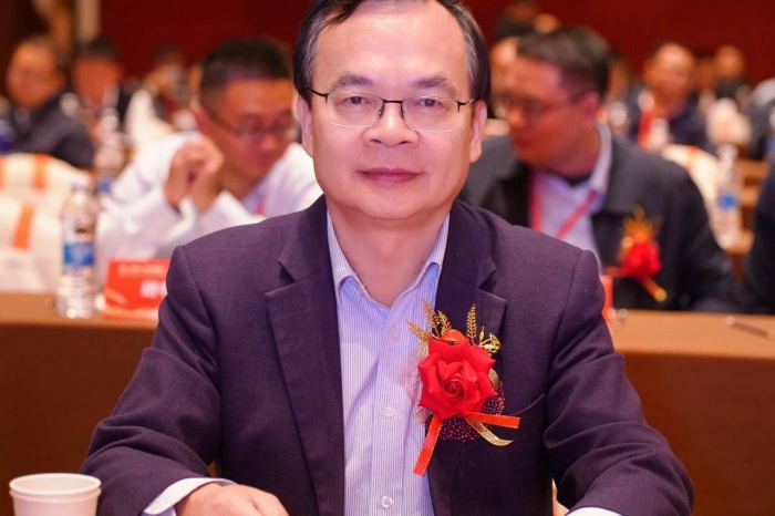 巴德士出席2025漆彩中国产业创新发展峰会 巴德士出席2025漆彩中国产业创新发展峰会